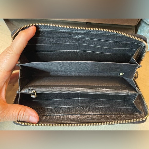 Yves St. Laurent black leather zip around wallet - Picture 8 of 12